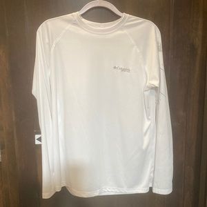 Columbia fishing shirt